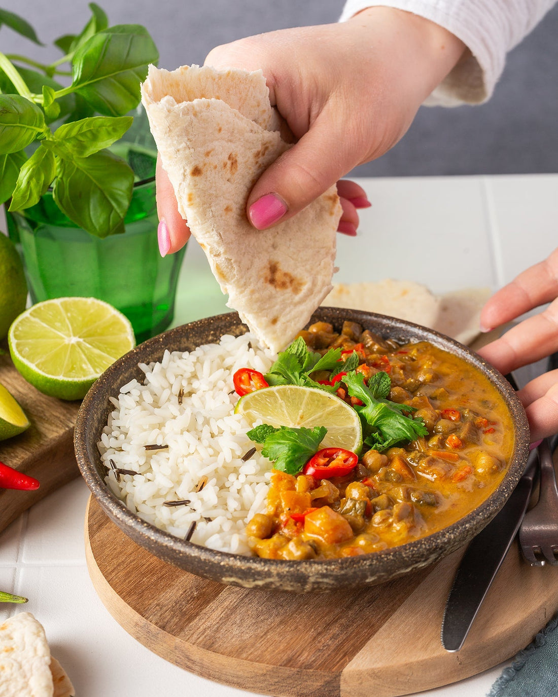 Spice Up Your Meal: Quick Ideas for Our Organic Spicy Curry Soup